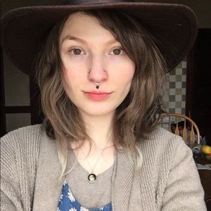 Meet your Posher, Madison